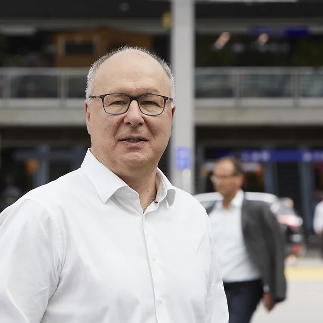 « Nous défendrons toujours les salaires suisses » Pierre-Yves Maillard